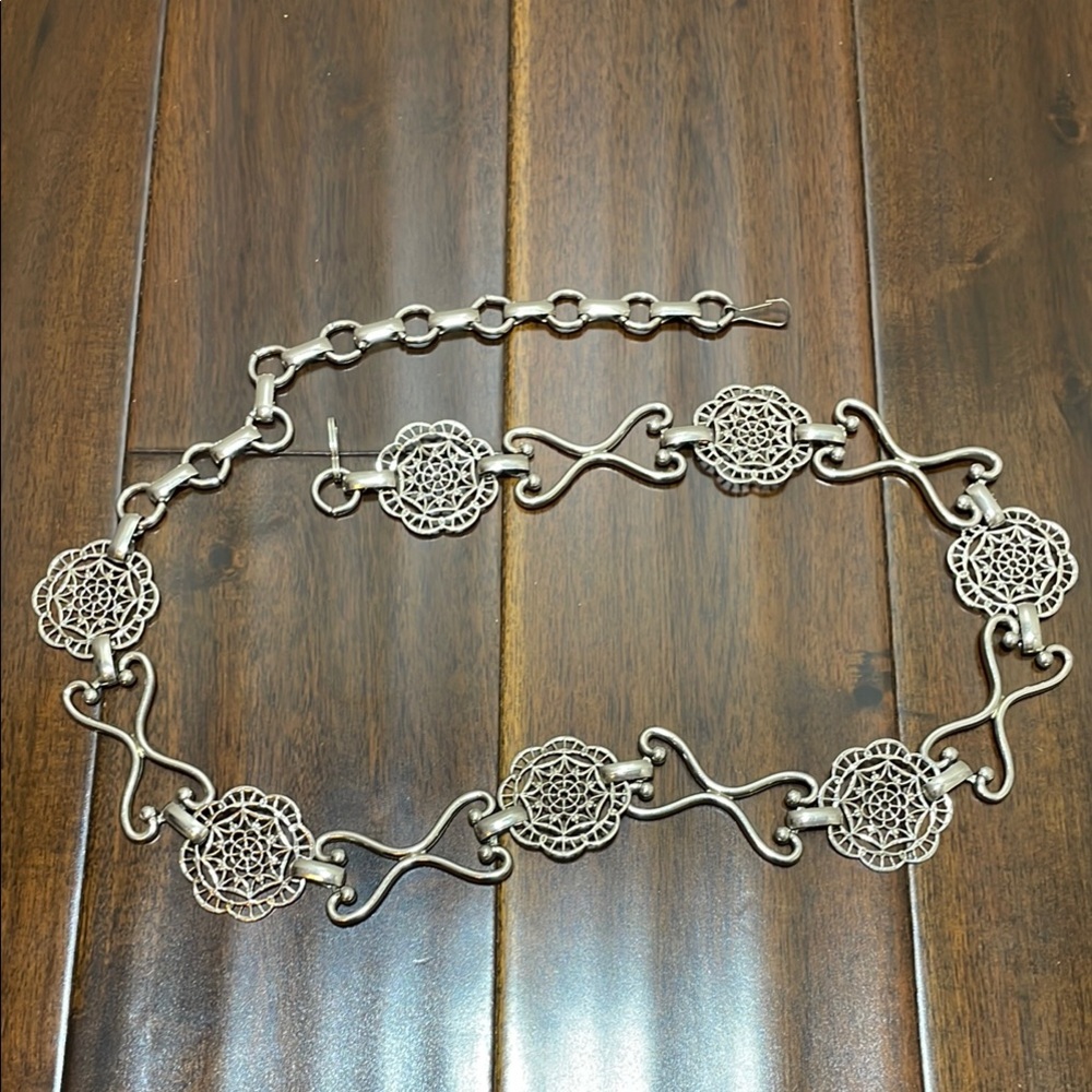 Vintage 90s metal silver chain belt